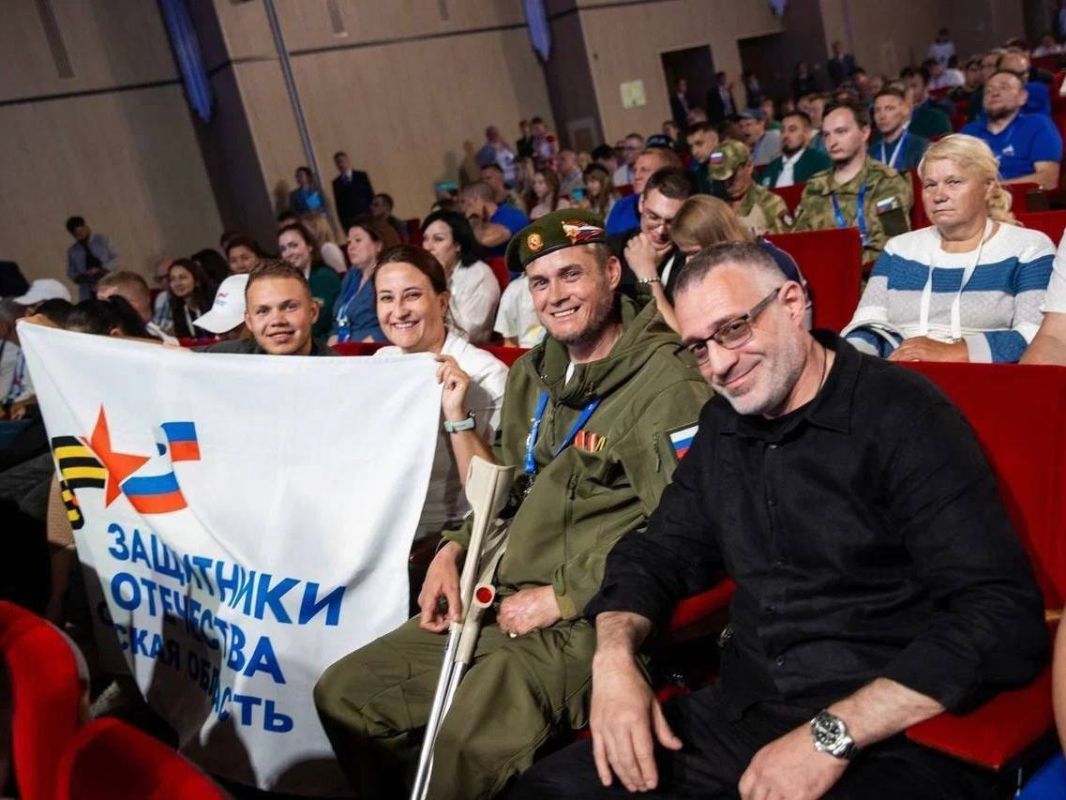 Ярославские ветераны вернулись с чемпионата «Абилимпикс» Ярославские ветераны вернулись с чемпионата «Абилимпикс»