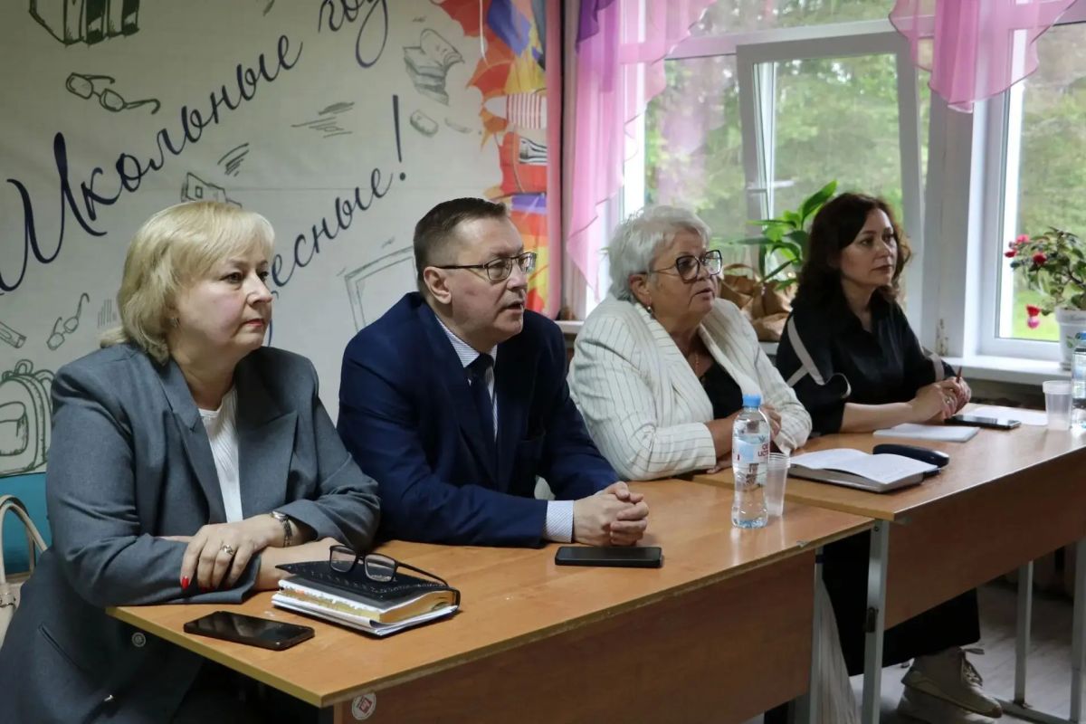 Михаил Евраев: Продолжаем практику проведения открытых встреч с жителями Михаил Евраев: Продолжаем практику проведения открытых встреч с жителями
