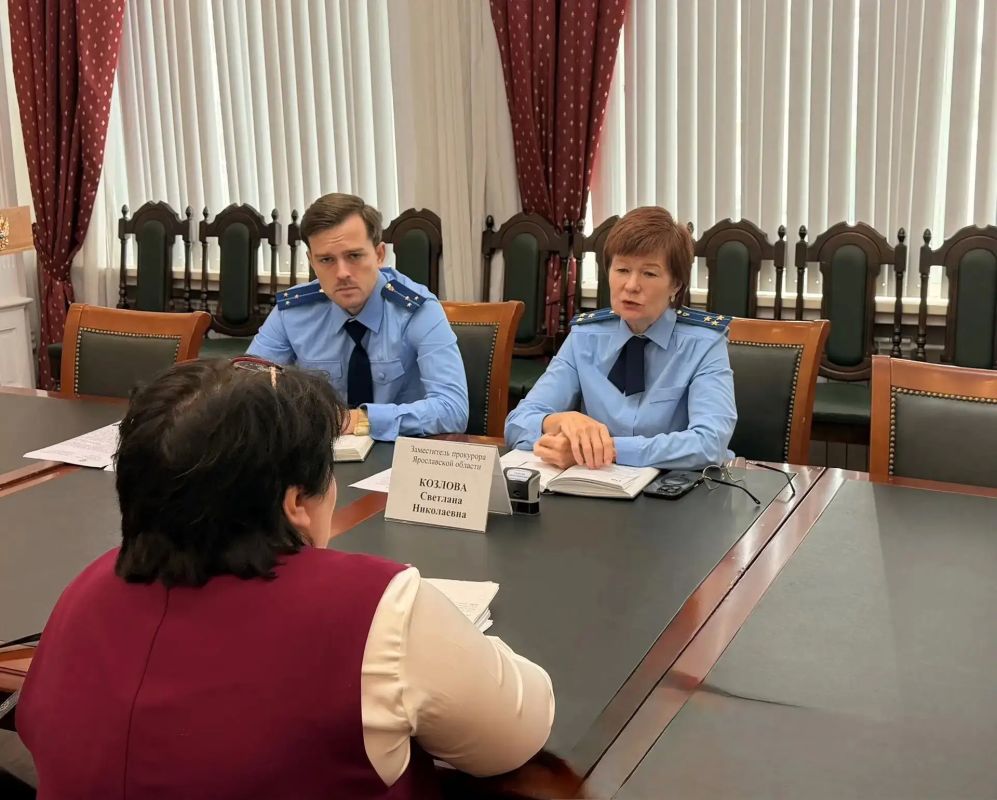 Сегодня, во Всероссийский день приема предпринимателей, заместитель прокурора Ярославской области Светлана Козлова провела личный прием представителей бизнеса Сегодня, во Всероссийский день приема предпринимателей, заместитель прокурора Ярославской области Светлана Козлова провела личный прием представителей бизнеса