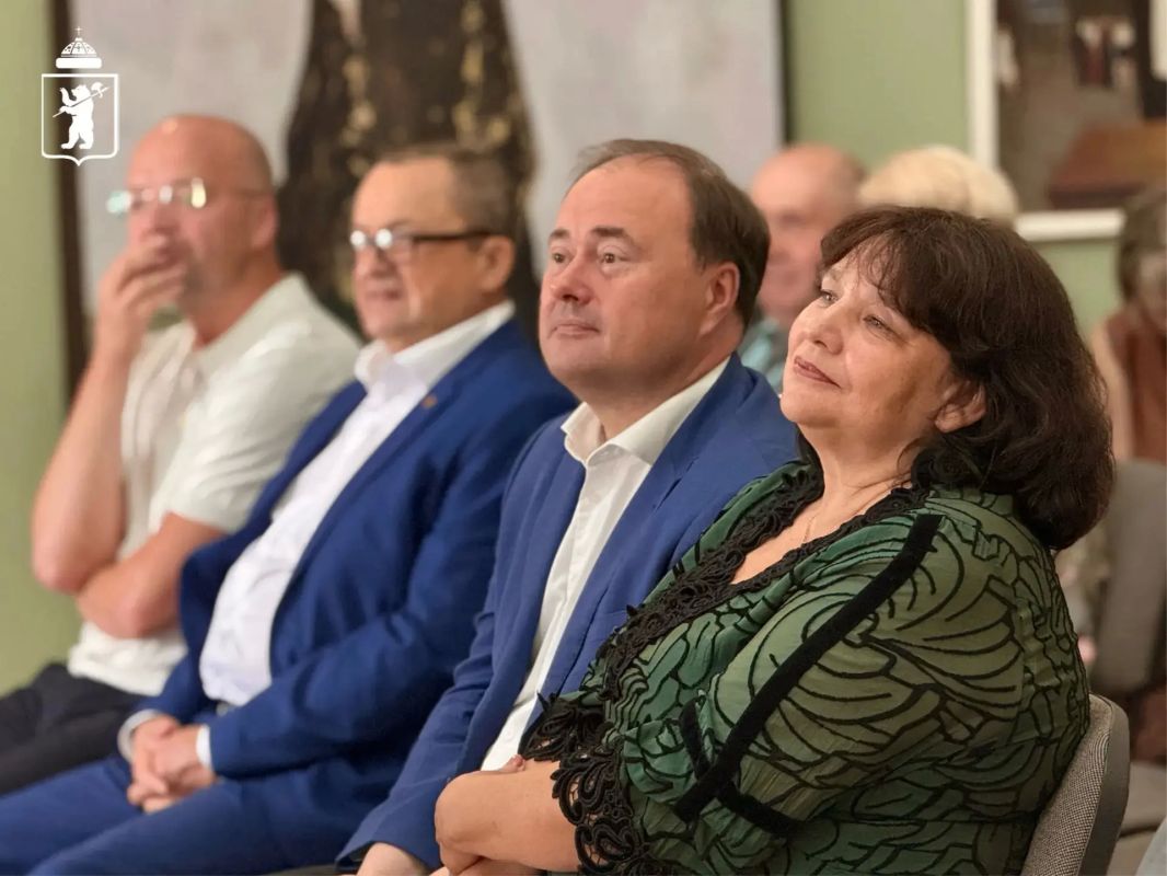 В Ярославле отметили День семьи, любви и верности В Ярославле отметили День семьи, любви и верности