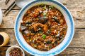 Кулинарное путешествие в мир Мапо-баклажана: острая гармония вкусов без тофу