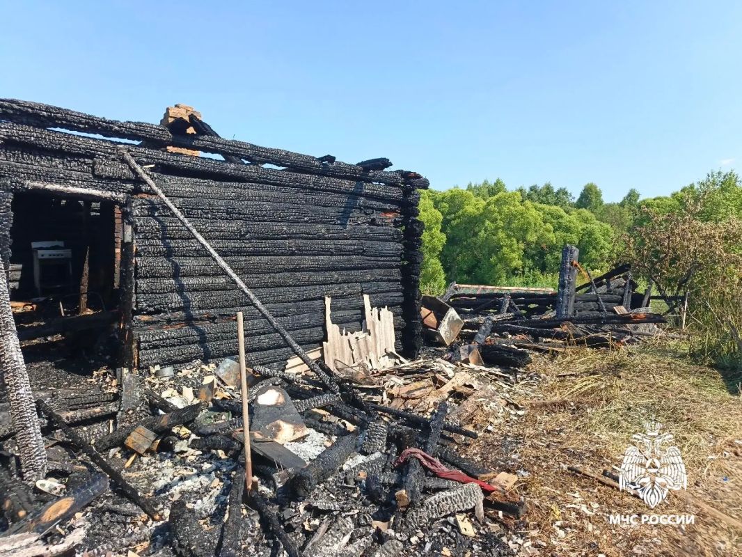 В результате пожара погиб пожилой мужчина В результате пожара погиб пожилой мужчина