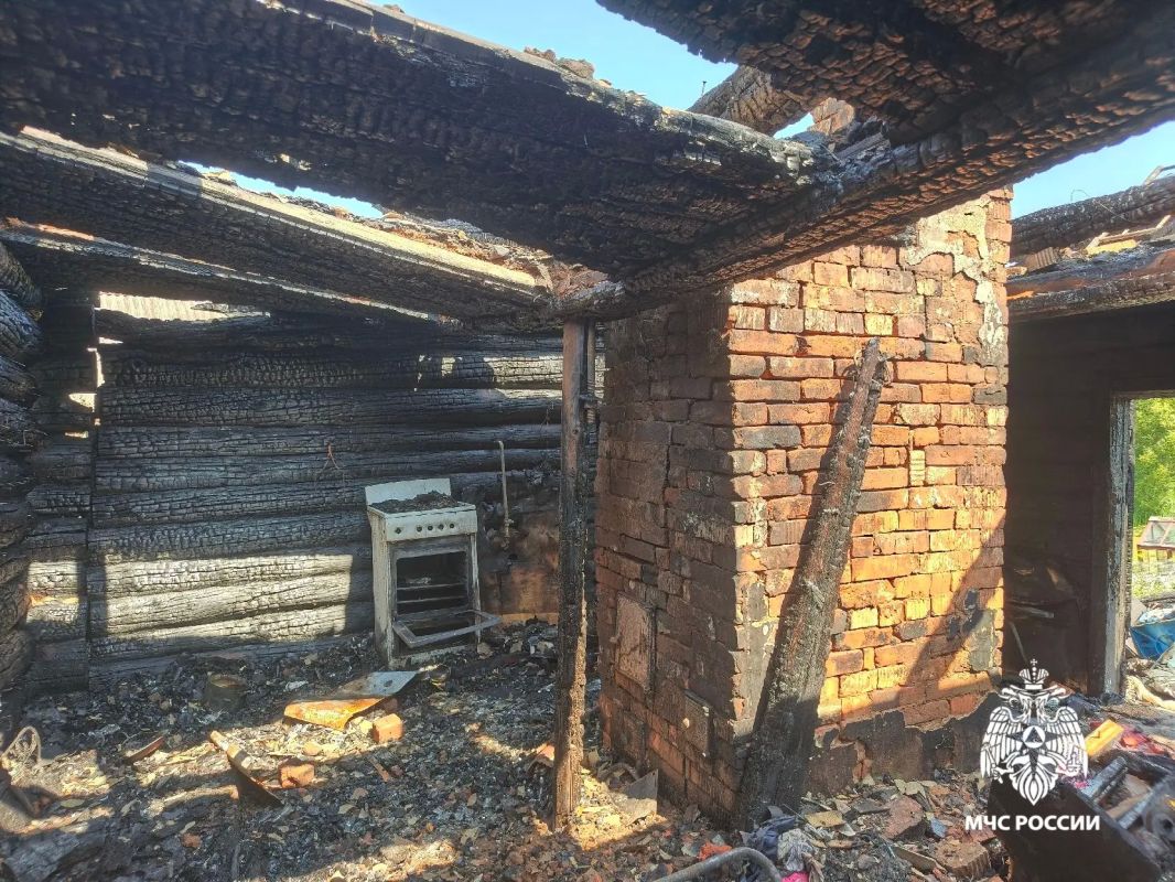 В результате пожара погиб пожилой мужчина В результате пожара погиб пожилой мужчина