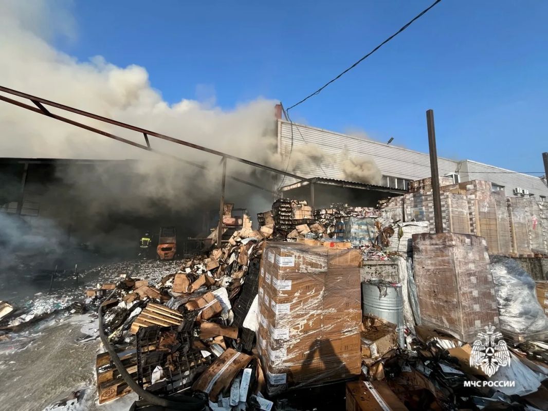 Пожар на производственной территории Пожар на производственной территории