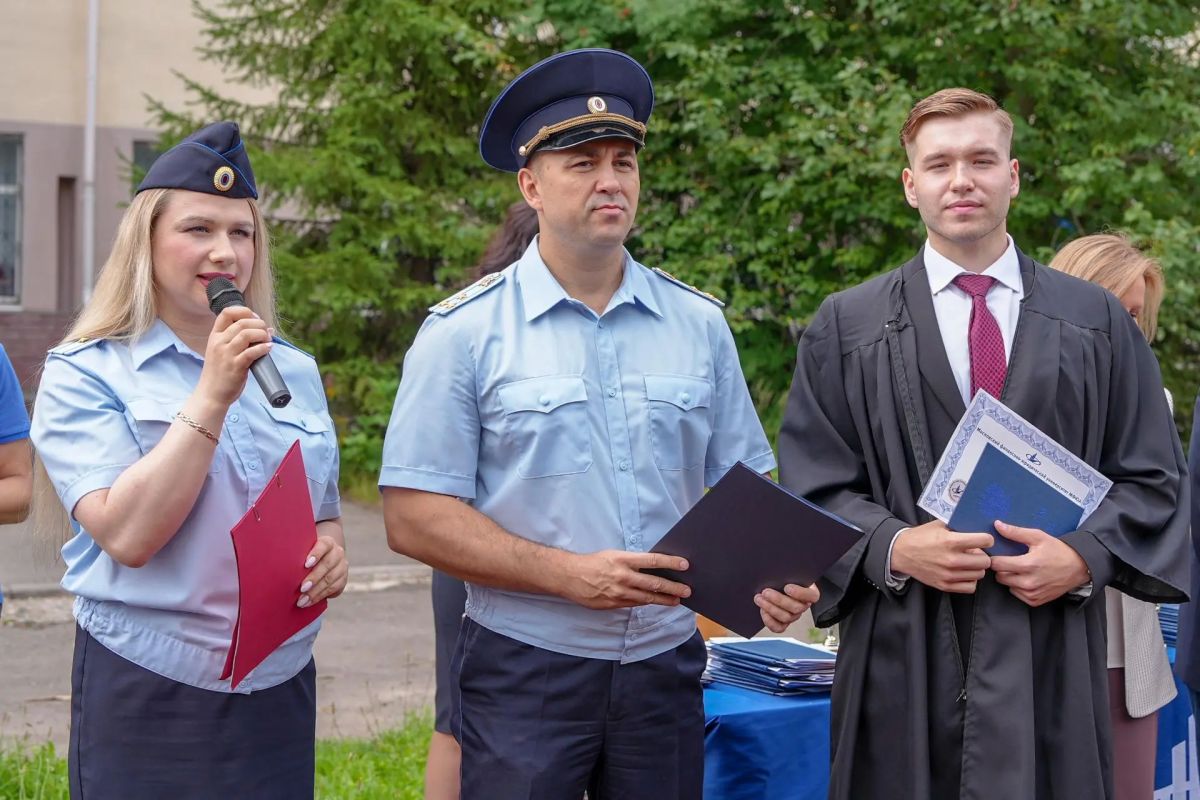 Выпускники ярославских ВУЗов пополнили ряды следственных подразделений регионального УМВД Выпускники ярославских ВУЗов пополнили ряды следственных подразделений регионального УМВД