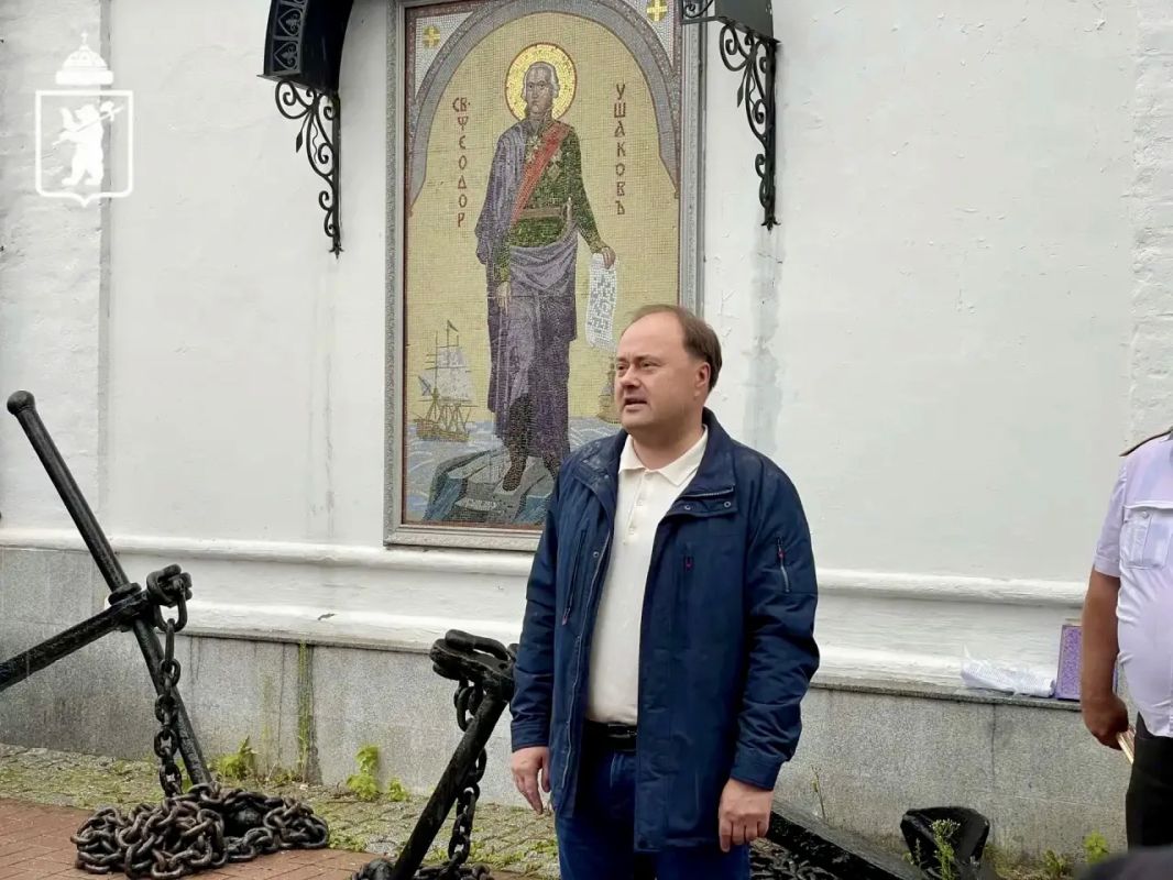 Артём Молчанов: С Днём Военно-морского флота! Артём Молчанов: С Днём Военно-морского флота!