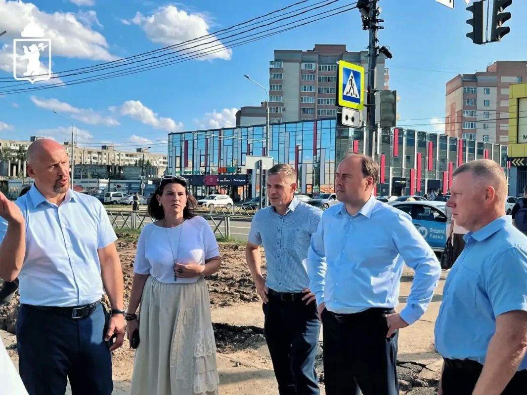 Артём Молчанов: Ремонт улицы Панина — от Ленинградского проспекта до улицы Труфанова — вышел на финишную прямую Артём Молчанов: Ремонт улицы Панина — от Ленинградского проспекта до улицы Труфанова — вышел на финишную прямую