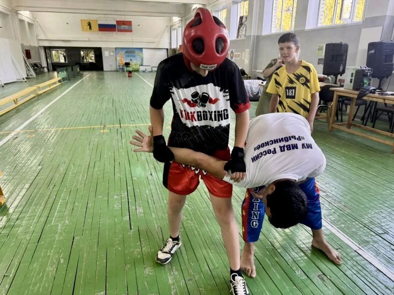 В Рыбинске полицейские и общественники провели «Зарядку со стражем порядка» для воспитанников секции тхэквондо В Рыбинске полицейские и общественники провели «Зарядку со стражем порядка» для воспитанников секции тхэквондо