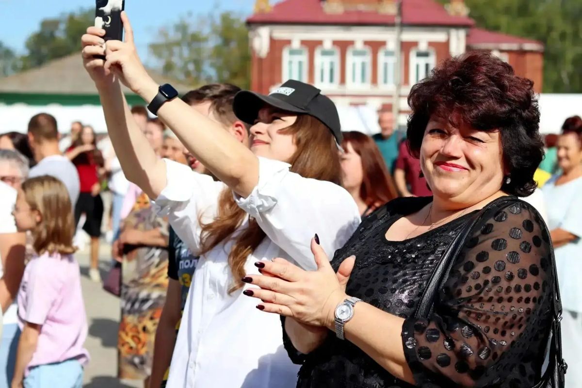 Михаил Евраев: В ближайшие выходные, 15 августа, сразу два города Ярославской области отметят дни рождения Михаил Евраев: В ближайшие выходные, 15 августа, сразу два города Ярославской области отметят дни рождения