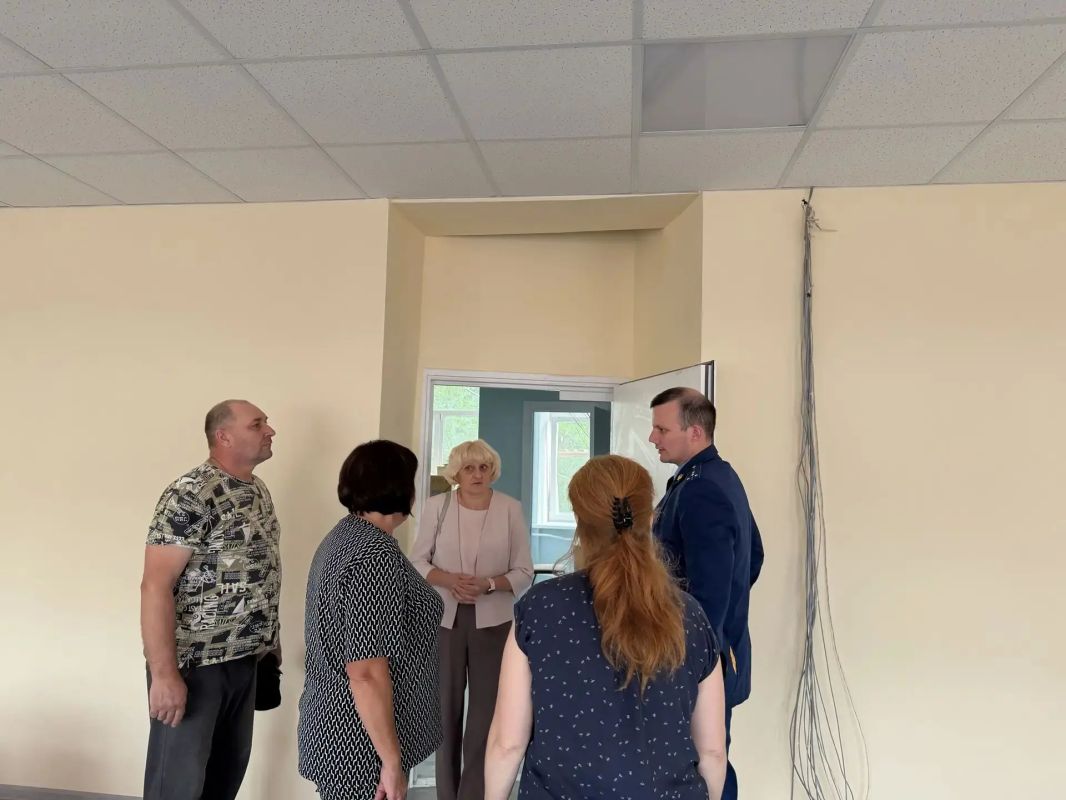 В рамках надзорного сопровождения Рыбинская городская прокуратура контролирует исполнение требований законодательства при капитальном ремонте здания школы № 21 В рамках надзорного сопровождения Рыбинская городская прокуратура контролирует исполнение требований законодательства при капитальном ремонте здания школы № 21