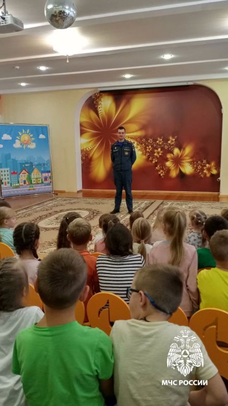 #ЛицаМЧС. Сегодня в рубрике расскажем о майоре внутренней службы Сергее Чистякове, заместителе начальника отдела надзорной деятельности и профилактической работы по г. Рыбинску, Рыбинскому и Пошехонскому районам Главного... #ЛицаМЧС. Сегодня в рубрике расскажем о майоре внутренней службы Сергее Чистякове, заместителе начальника отдела надзорной деятельности и профилактической работы по г. Рыбинску, Рыбинскому и Пошехонскому районам Главного...
