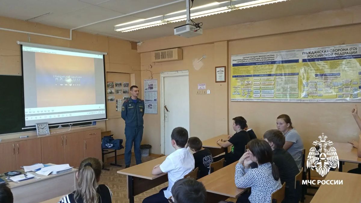 #ЛицаМЧС. Сегодня в рубрике расскажем о майоре внутренней службы Сергее Чистякове, заместителе начальника отдела надзорной деятельности и профилактической работы по г. Рыбинску, Рыбинскому и Пошехонскому районам Главного... #ЛицаМЧС. Сегодня в рубрике расскажем о майоре внутренней службы Сергее Чистякове, заместителе начальника отдела надзорной деятельности и профилактической работы по г. Рыбинску, Рыбинскому и Пошехонскому районам Главного...