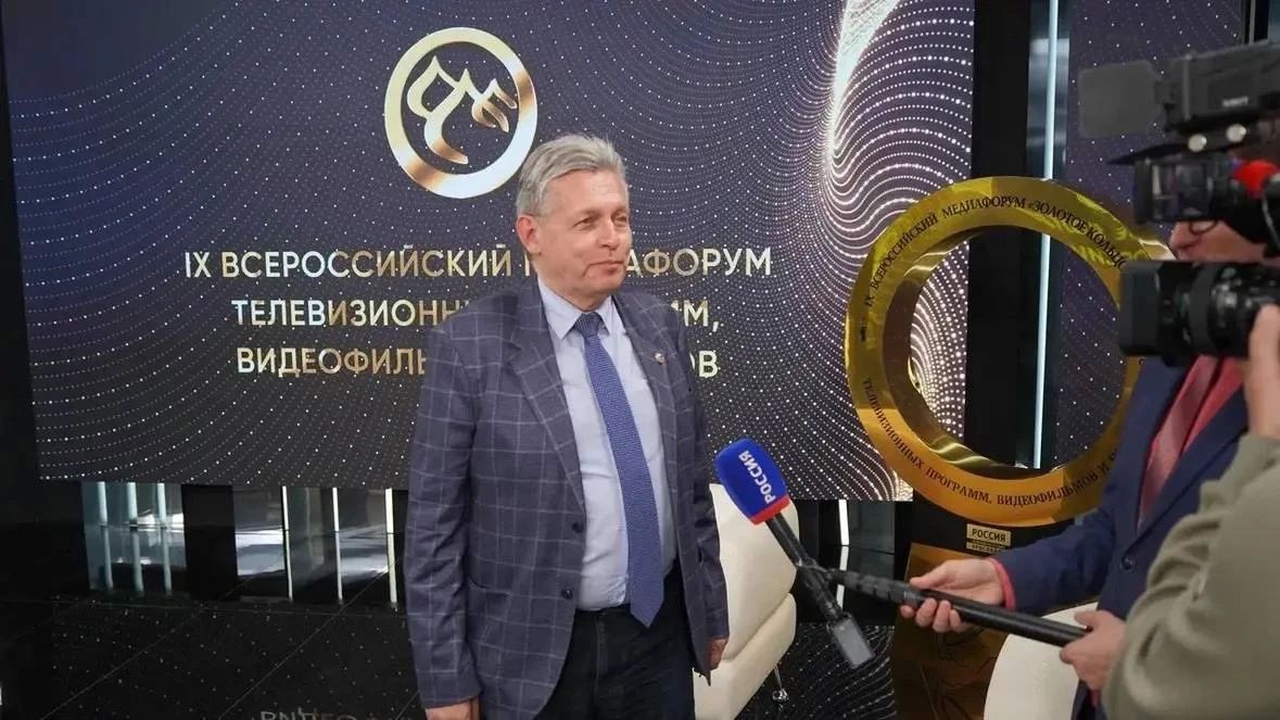 Рифат Сабитов принял участие в IX Всероссийском медиафоруме «Золотое кольцо России», состоявшемся в Ярославле Рифат Сабитов принял участие в IX Всероссийском медиафоруме «Золотое кольцо России», состоявшемся в Ярославле