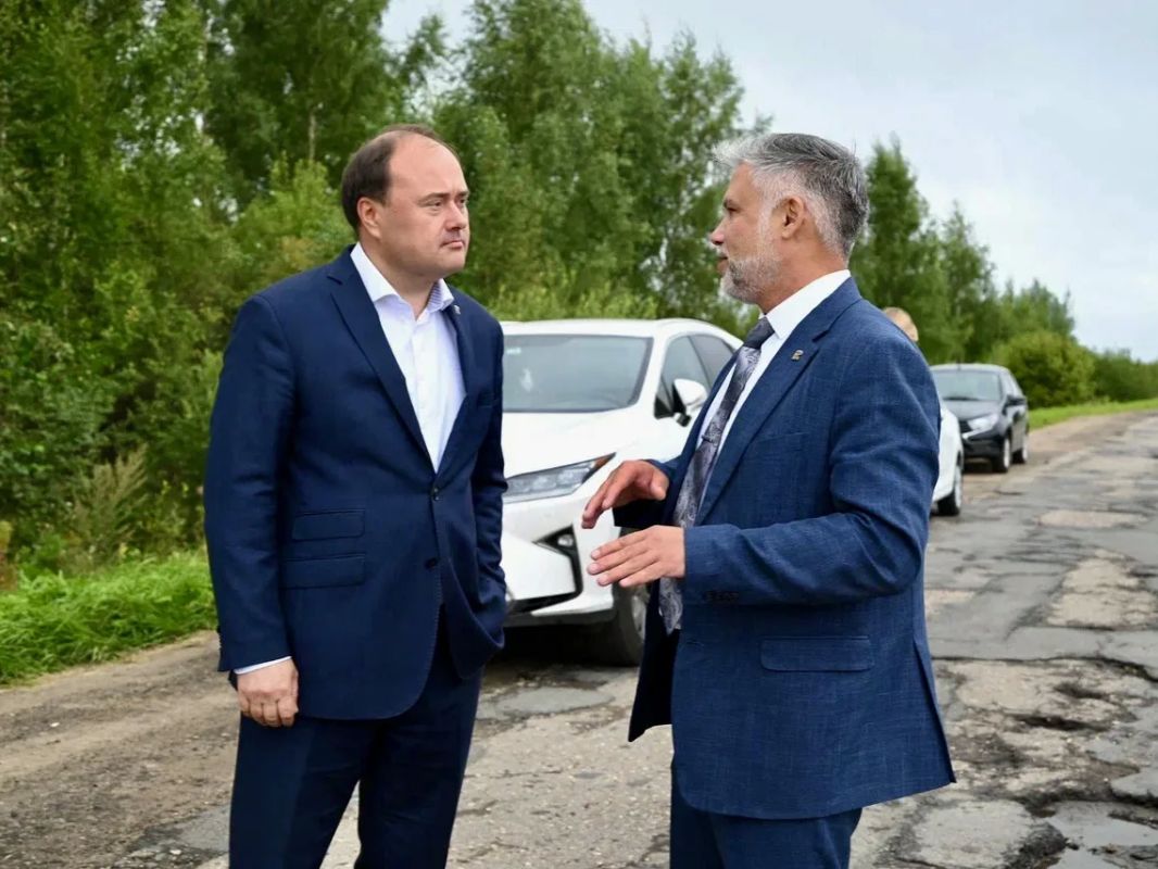 Артём Молчанов: Приведение в порядок автомобильных дорог — один из основных приоритетов работы Артём Молчанов: Приведение в порядок автомобильных дорог — один из основных приоритетов работы