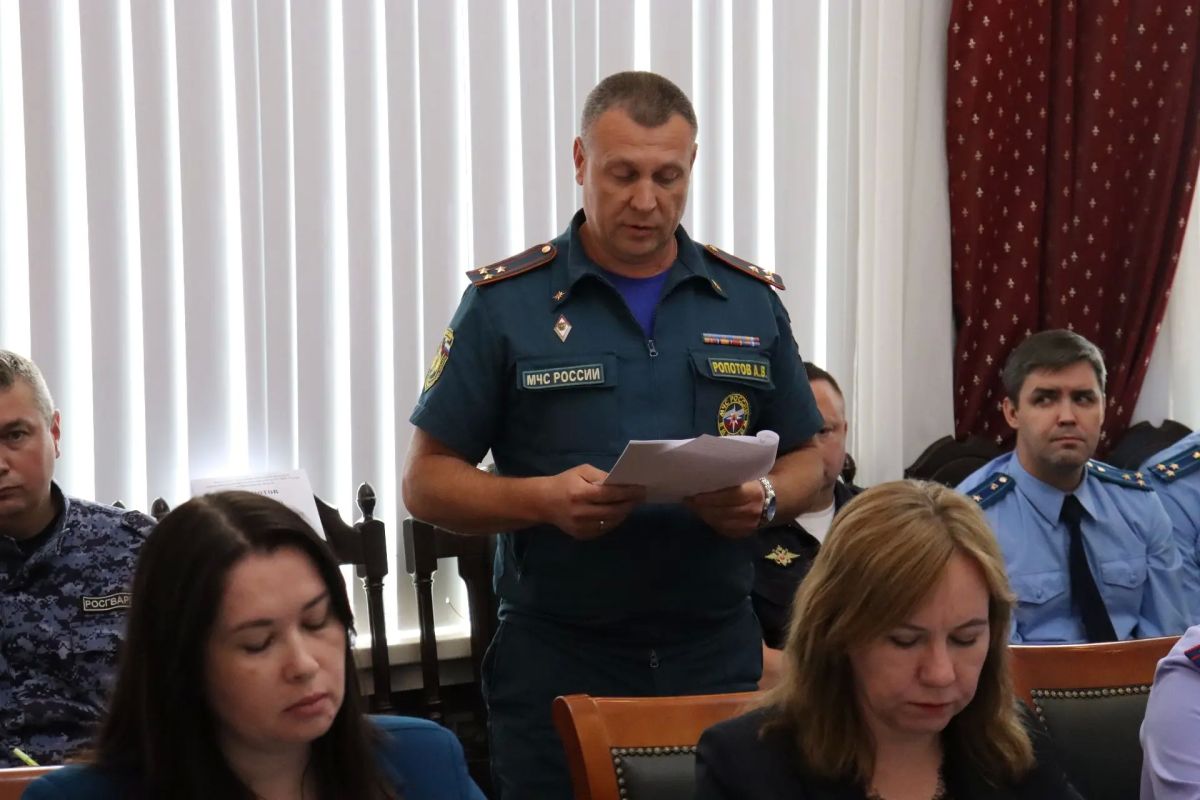 Прокурор Ярославской области Климент Юрздицкий провел заседание межведомственной рабочей группы по соблюдению требований действующего законодательства при проведении выборов в Государственную Думу Федерального Собрания... Прокурор Ярославской области Климент Юрздицкий провел заседание межведомственной рабочей группы по соблюдению требований действующего законодательства при проведении выборов в Государственную Думу Федерального Собрания...