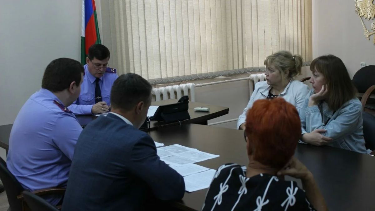 Исполняющий обязанности руководителя следственного управления провел тематический прием граждан Исполняющий обязанности руководителя следственного управления провел тематический прием граждан