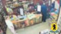 Двое жителей Ленинского района заключены под стражу за совершение грабежа в алкомаркете
