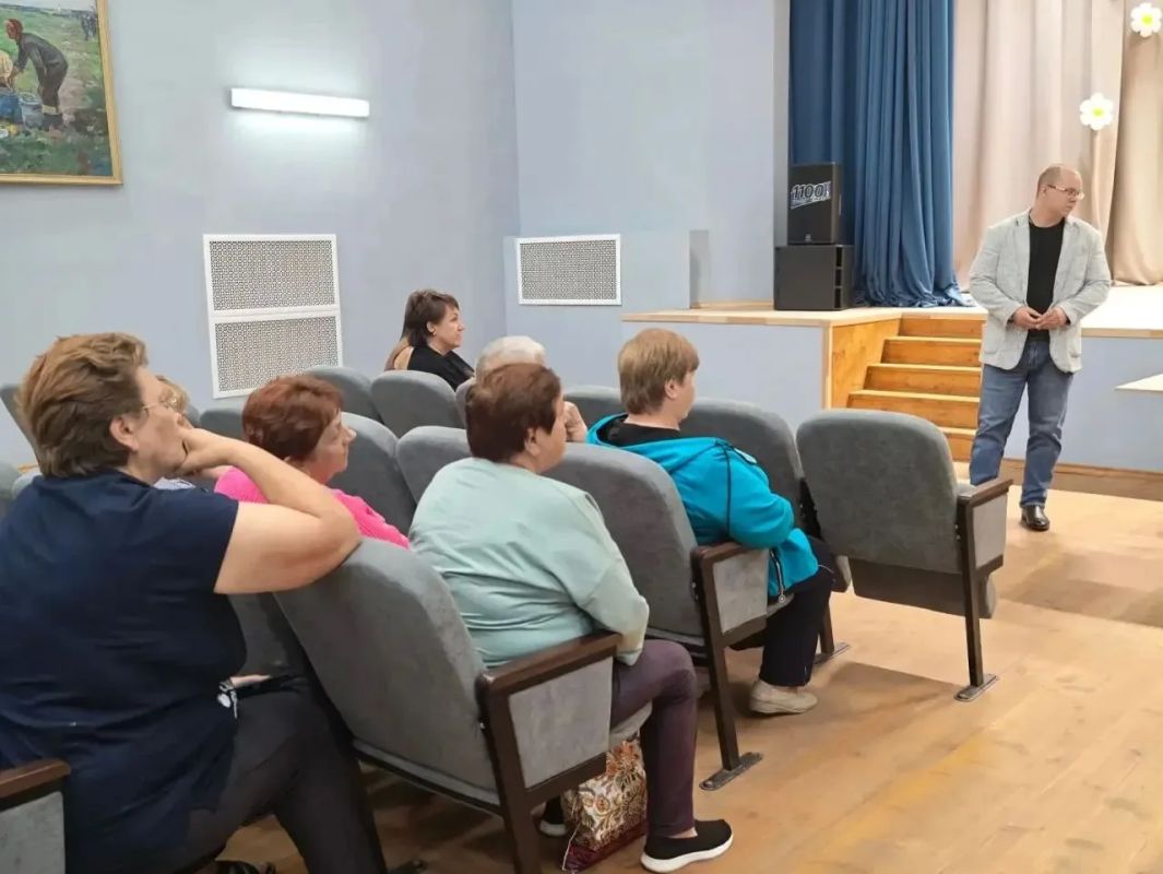 Прокурор Борисоглебского района провел совместный прием граждан с главой Борисоглебского муниципального округа Прокурор Борисоглебского района провел совместный прием граждан с главой Борисоглебского муниципального округа