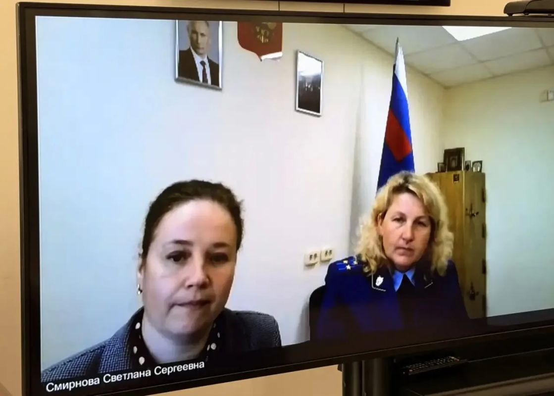 Сегодня, 31 августа, первый заместитель прокурора области Алексей Путилов в режиме видео-конференц-связи провел личный прием жителей Брейтовского муниципального округа Сегодня, 31 августа, первый заместитель прокурора области Алексей Путилов в режиме видео-конференц-связи провел личный прием жителей Брейтовского муниципального округа