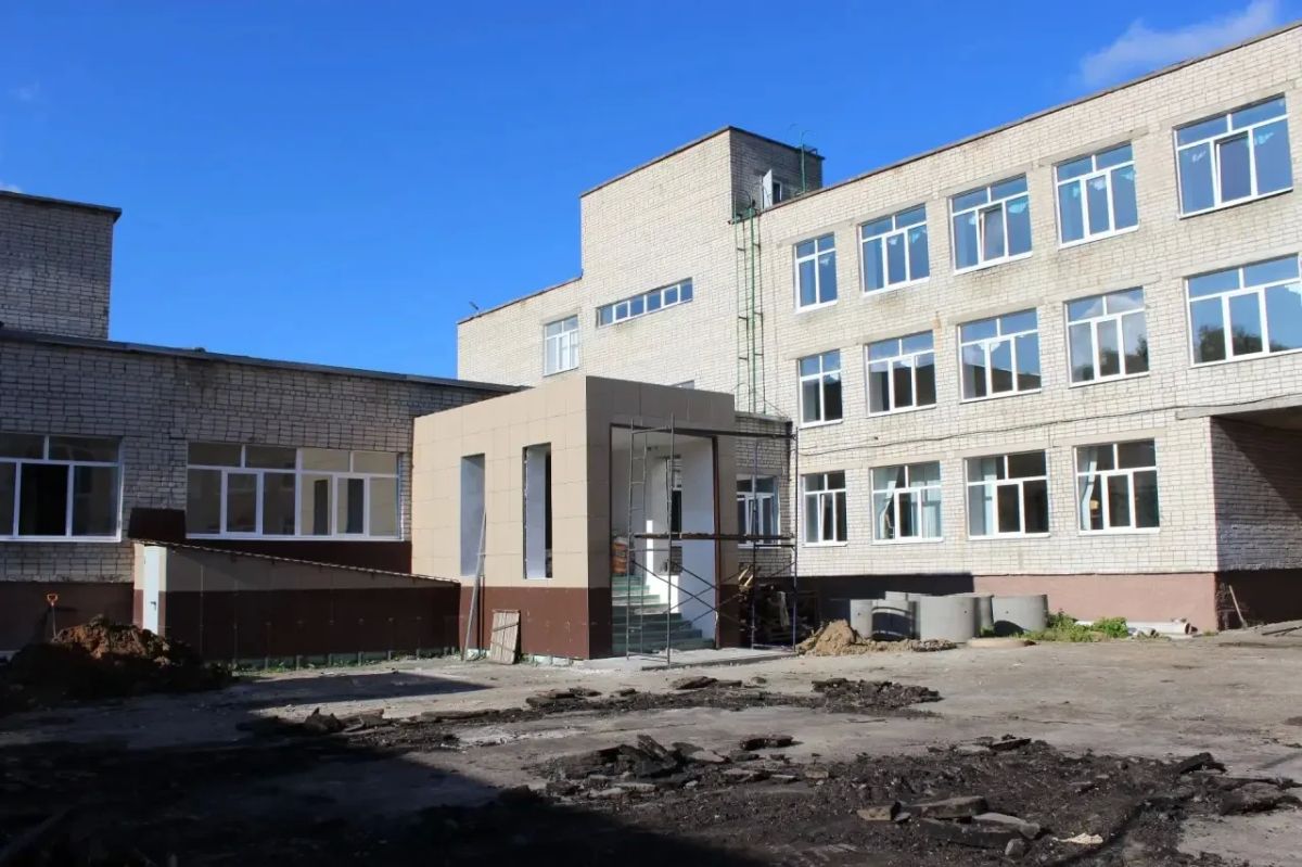 В рамках надзорного сопровождения реализации национального проекта «Молодежь и дети» прокуратура Некоузского района контролирует исполнение требований законодательства при капитальном ремонте здания школы в селе Новый Некоуз В рамках надзорного сопровождения реализации национального проекта «Молодежь и дети» прокуратура Некоузского района контролирует исполнение требований законодательства при капитальном ремонте здания школы в селе Новый Некоуз