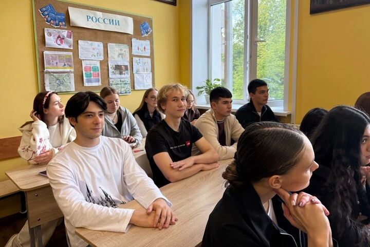 «ИнформУИК» для молодежи. В Ярославской области началось информирование о выборах молодежи в учебных заведениях в рамках проекта «ИнформУИК»: 2 сентября стало днем получения важных правовых знаний для студентов... «ИнформУИК» для молодежи. В Ярославской области началось информирование о выборах молодежи в учебных заведениях в рамках проекта «ИнформУИК»: 2 сентября стало днем получения важных правовых знаний для студентов...