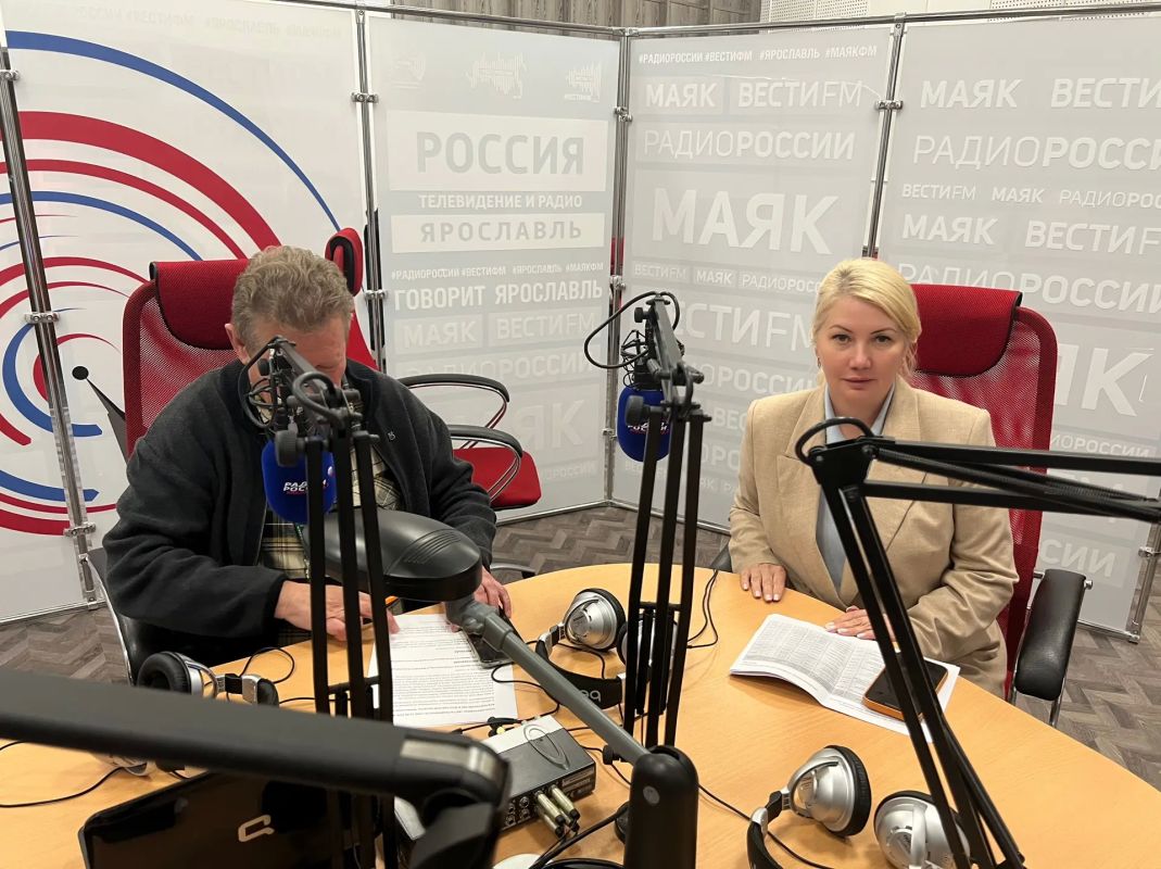 В эфире «Радио России. Ярославль» обсудили, как меняются наши парки, скверы, набережные и дворы В эфире «Радио России. Ярославль» обсудили, как меняются наши парки, скверы, набережные и дворы