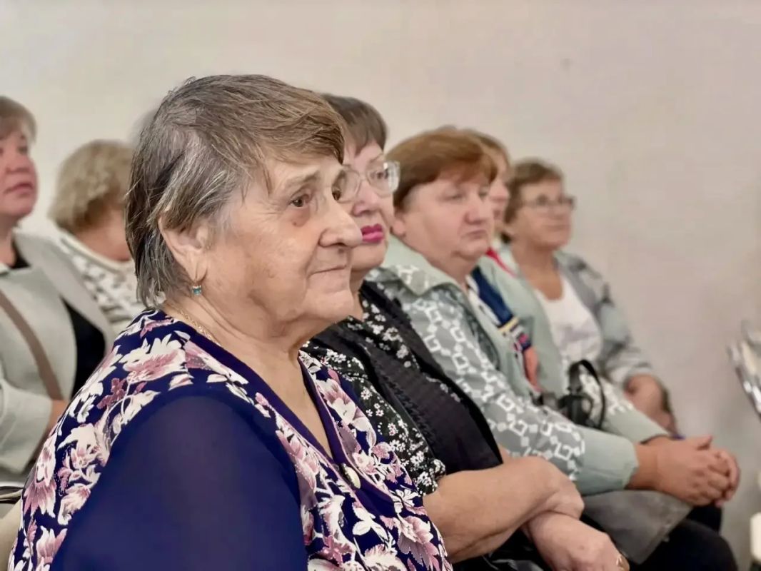 Артём Молчанов: С главой Угличского муниципального округа провели серию встреч с жителями сёл и деревень Артём Молчанов: С главой Угличского муниципального округа провели серию встреч с жителями сёл и деревень