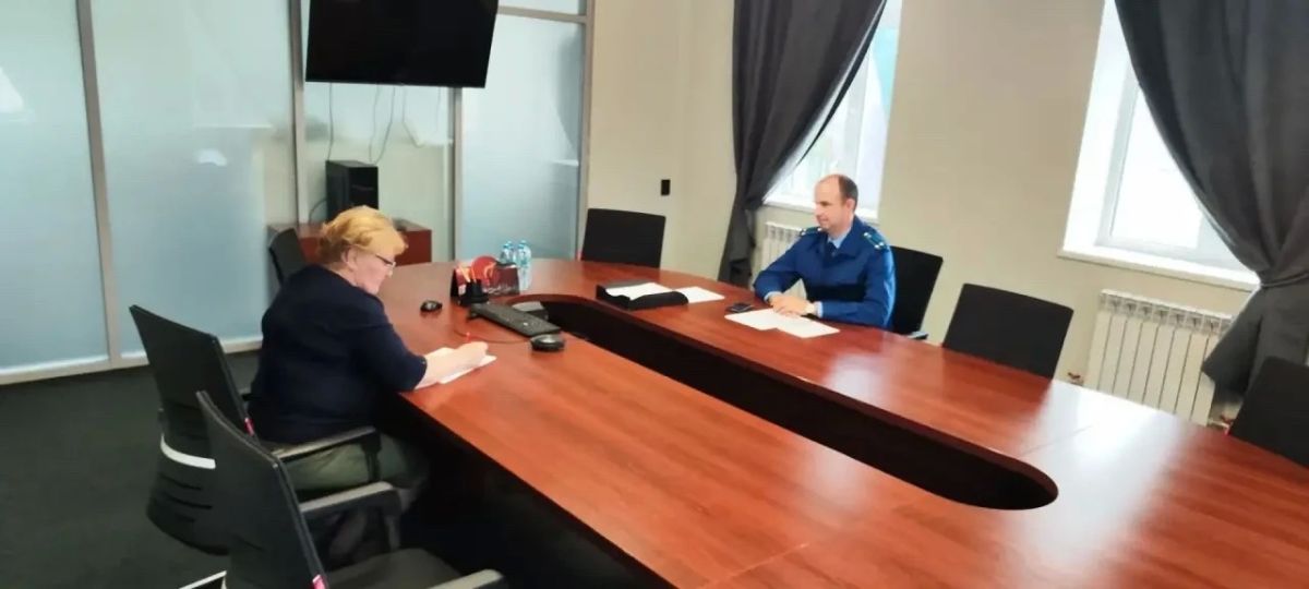 Заместитель прокурора Заволжского района г. Ярославля Дмитрий Мизгирев провел выездной личный прием работников предприятия АО «СтальМост» Заместитель прокурора Заволжского района г. Ярославля Дмитрий Мизгирев провел выездной личный прием работников предприятия АО «СтальМост»