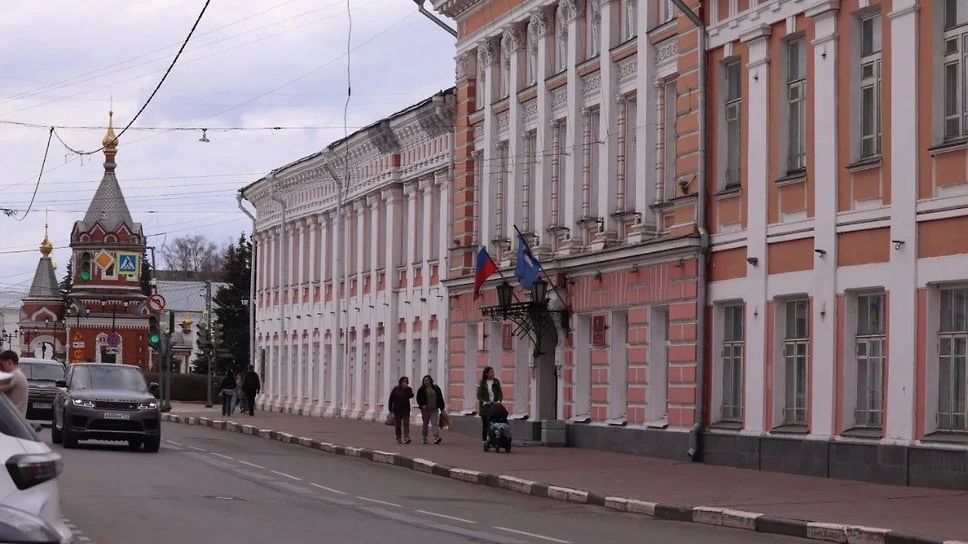 В Ярославле объявлен конкурс на ремонт улицы Нахимсона от Советской площади до Андропова и участка Андропова от Нахимсона до Революционной