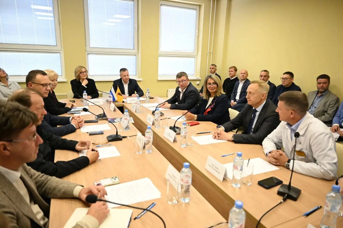 Михаил Евраев: Провел выездное заседание Координационного совета главных внештатных специалистов министерства здравоохранения Михаил Евраев: Провел выездное заседание Координационного совета главных внештатных специалистов министерства здравоохранения