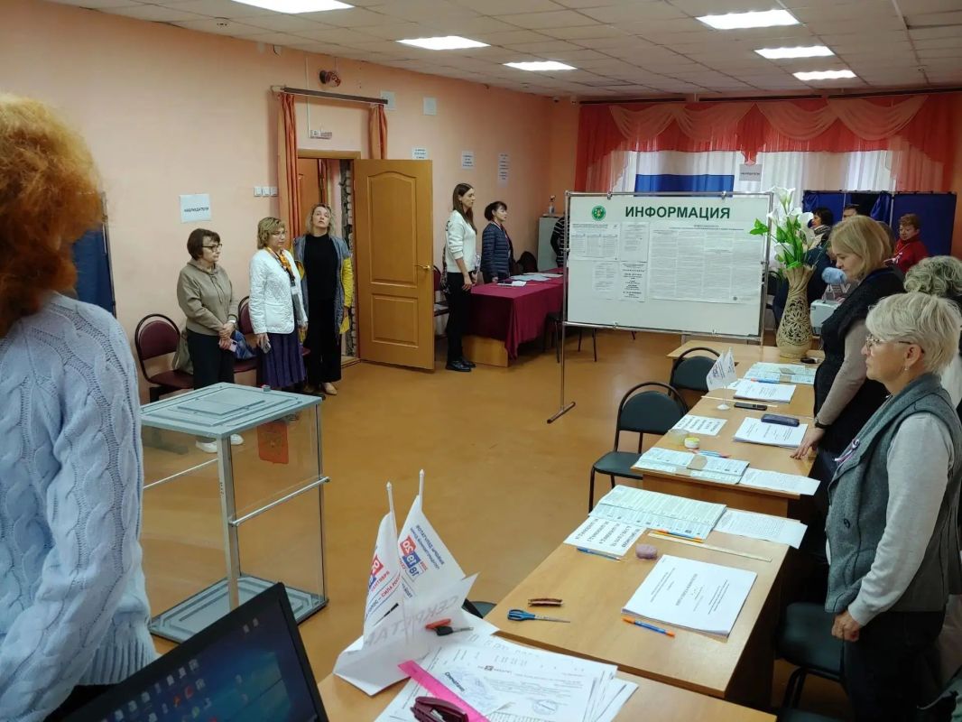 В Ярославской области открылись избирательные участки В Ярославской области открылись избирательные участки