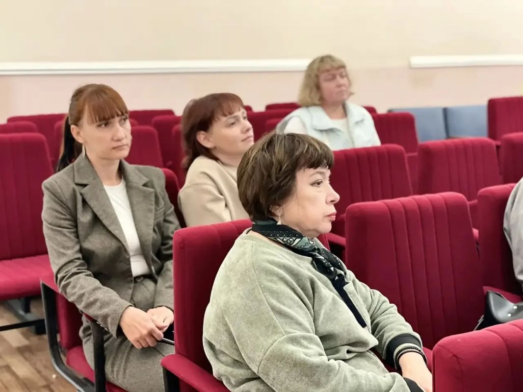 Артём Молчанов: Продолжаю встречи с жителями муниципальных округов в рамках работы Координационного совета по реализации приоритетных проектов Артём Молчанов: Продолжаю встречи с жителями муниципальных округов в рамках работы Координационного совета по реализации приоритетных проектов