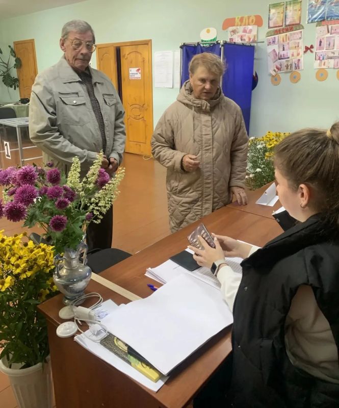 Мама, папа, я — голосующая семья! Мама, папа, я — голосующая семья!