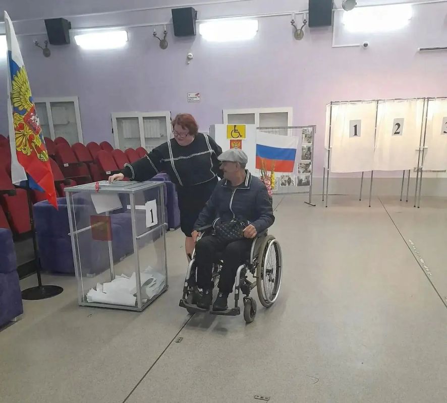 Выборы без барьеров: создаем комфортные условия для каждого избирателя Выборы без барьеров: создаем комфортные условия для каждого избирателя