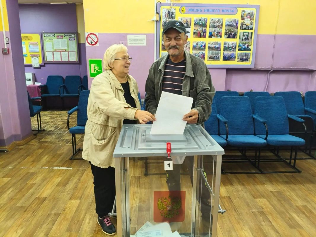 Выборы в Государственную Думу: до завершения голосования остается менее двух часов Выборы в Государственную Думу: до завершения голосования остается менее двух часов