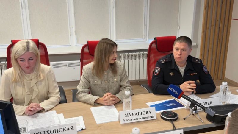 Сотрудники ярославской Госавтоинспекции приняли участие в пресс-конференции, посвященной всероссийской кампании «Продвижение безопасности» Сотрудники ярославской Госавтоинспекции приняли участие в пресс-конференции, посвященной всероссийской кампании «Продвижение безопасности»