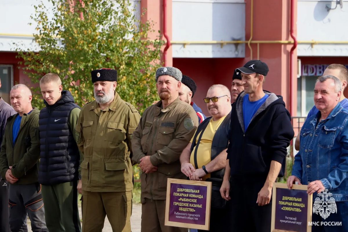 В Ивняках определили лучшее подразделение добровольной пожарной охраны Ярославской области В Ивняках определили лучшее подразделение добровольной пожарной охраны Ярославской области