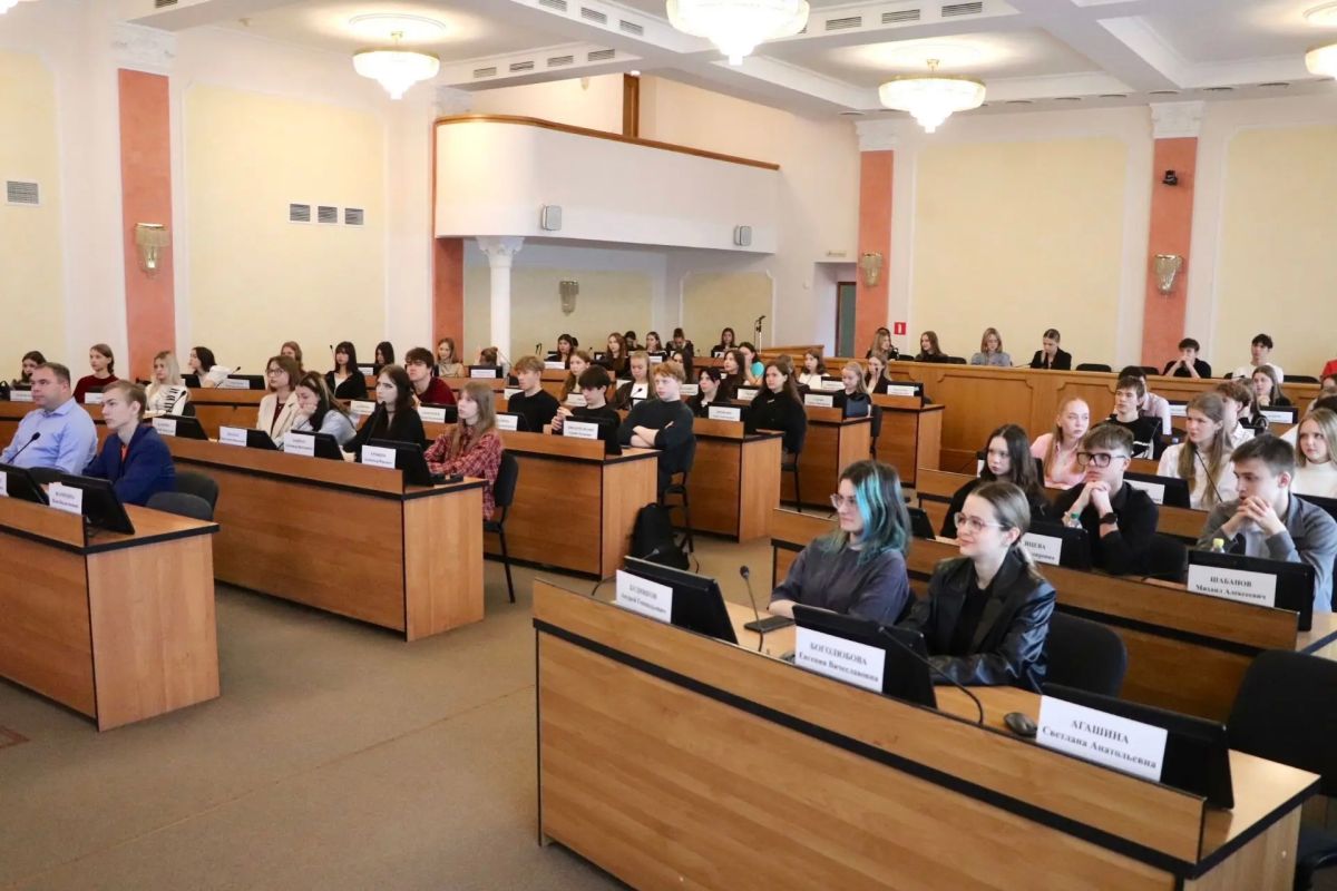 «ГосСтарт»: в Ярославле открыли новый сезон проведения уроков местного самоуправления «ГосСтарт»: в Ярославле открыли новый сезон проведения уроков местного самоуправления