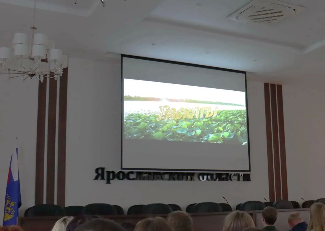 В прокуратуре Ярославской области состоялось уникальное событие – специальный показ художественного фильма «Раскаты» режиссера Глеба Пускепалиса В прокуратуре Ярославской области состоялось уникальное событие – специальный показ художественного фильма «Раскаты» режиссера Глеба Пускепалиса