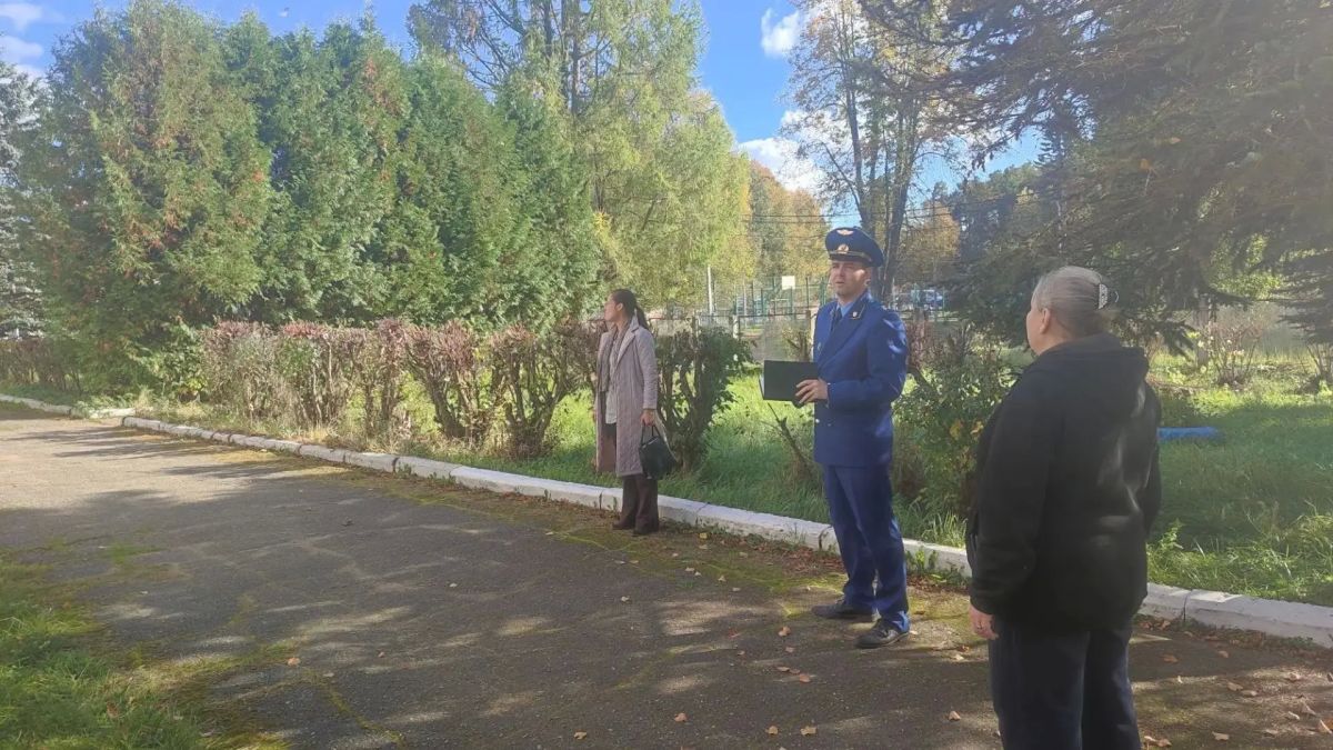 Заместитель прокурора Ярославской области Андрей Смирнов встретился с жителями села Кубринск Переславль-Залесского муниципального округа Заместитель прокурора Ярославской области Андрей Смирнов встретился с жителями села Кубринск Переславль-Залесского муниципального округа
