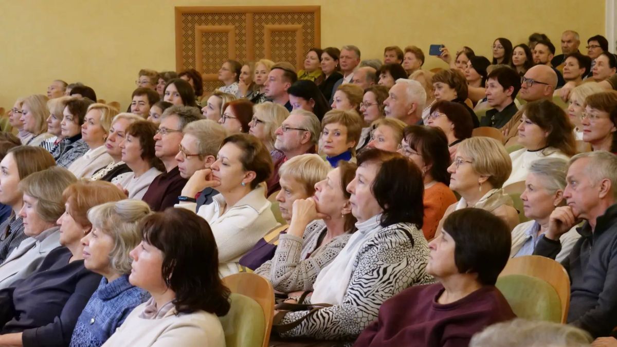 Михаил Евраев: Сегодня Ярославская филармония отмечает 90-летие Михаил Евраев: Сегодня Ярославская филармония отмечает 90-летие