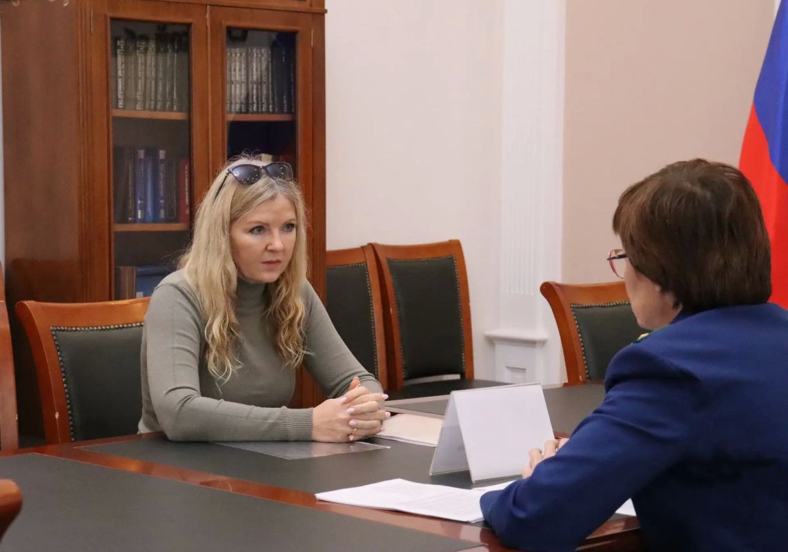 Сегодня, 6 октября, и.о. прокурора Ярославской области Светлана Козлова провела личный прием членов семей участников специальной военной операции Сегодня, 6 октября, и.о. прокурора Ярославской области Светлана Козлова провела личный прием членов семей участников специальной военной операции