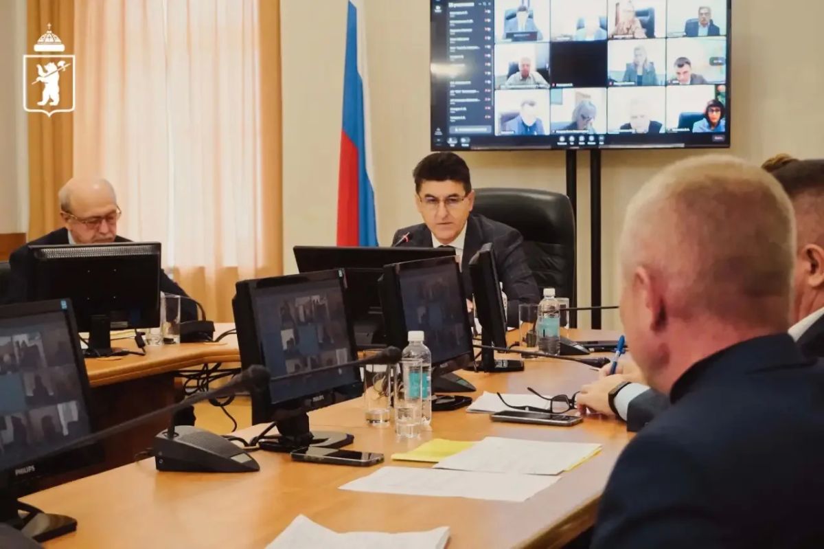 Началась прямая трансляция открытого совещания