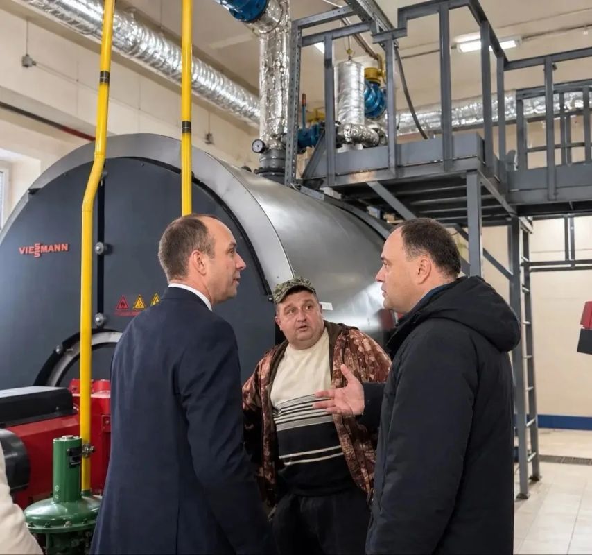 Артём Молчанов: В Большом Селе оперативно восстановили работу Центральной котельной Артём Молчанов: В Большом Селе оперативно восстановили работу Центральной котельной