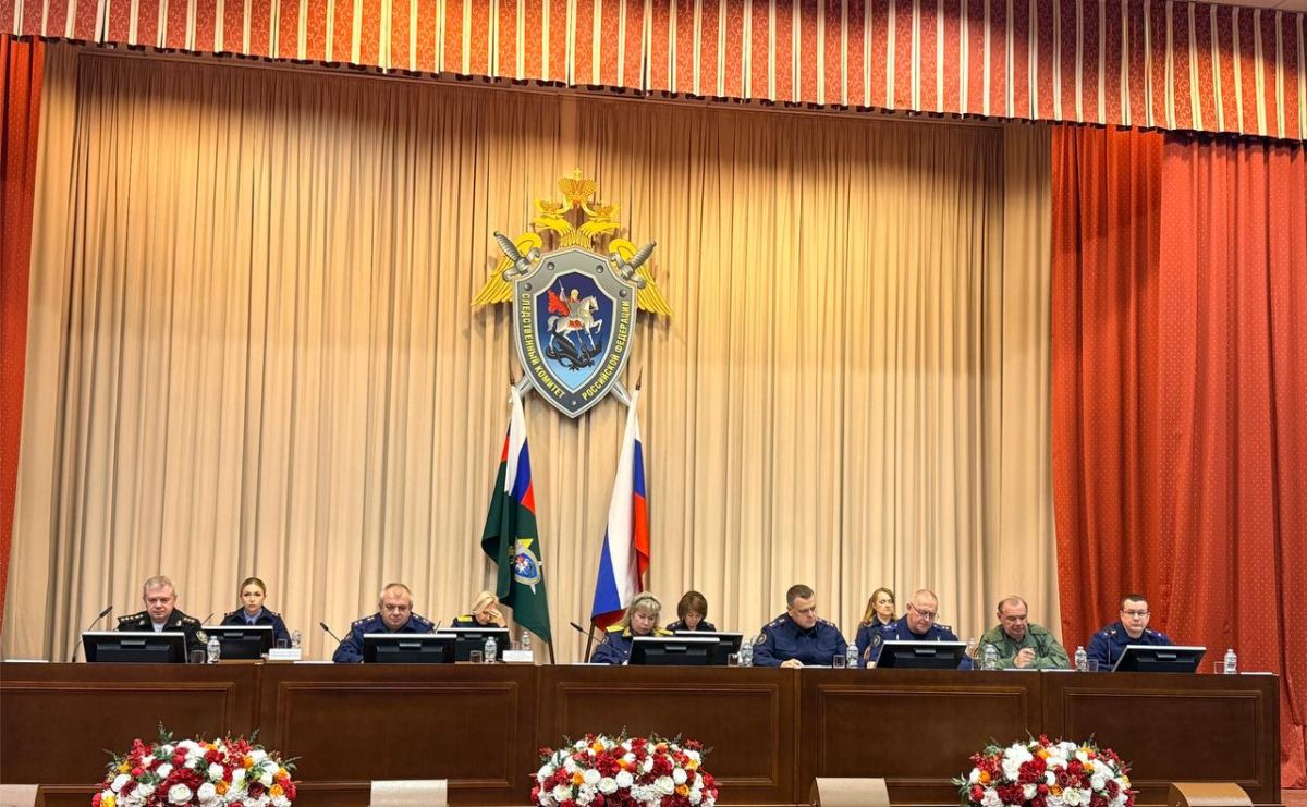 Председатель СК России провел совещание по вопросам расследования фактов преступной халатности Председатель СК России провел совещание по вопросам расследования фактов преступной халатности