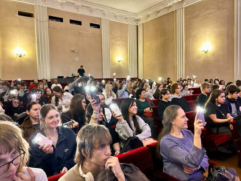 В Ярославле полицейские и общественники провели ряд профилактических встреч со студентами колледжей В Ярославле полицейские и общественники провели ряд профилактических встреч со студентами колледжей