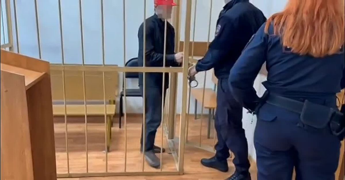 Представитель прокуратуры Кировского района г. Ярославля поддержал ходатайство следствия об избрании меры пресечения в виде заключения под стражу неоднократно судимому 29-летнему жителю г. Вологды