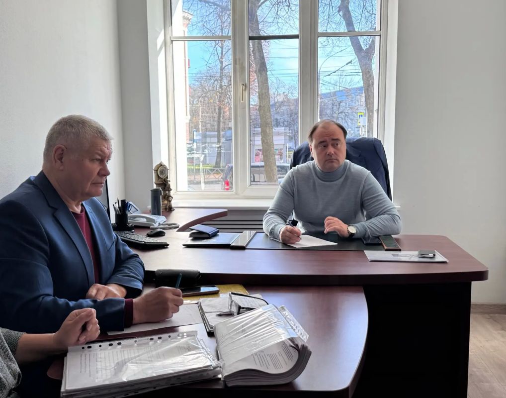 Артём Молчанов: Работаем для людей: приёмная в Ярославле всегда на связи Артём Молчанов: Работаем для людей: приёмная в Ярославле всегда на связи