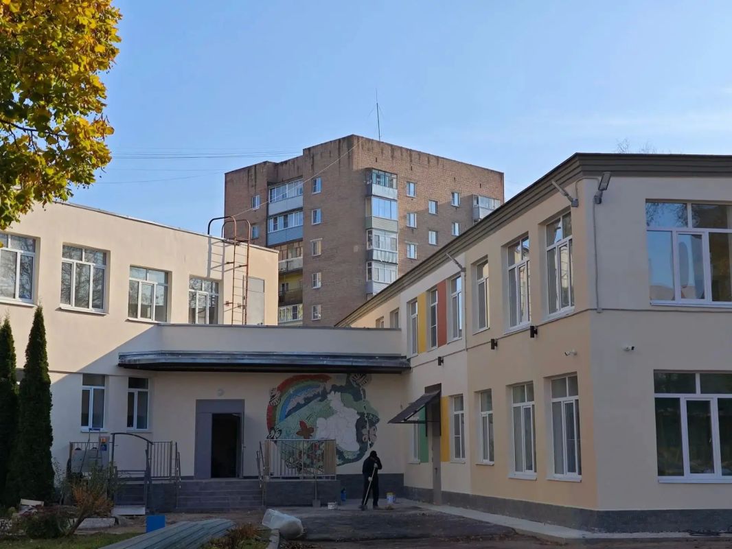 Детский сад № 51 готовят к приему детей Детский сад № 51 готовят к приему детей